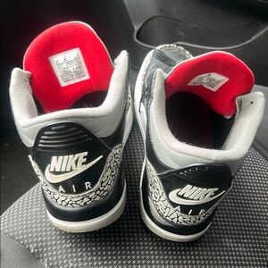 Nike Jordan 3 Black and Red Sneakers